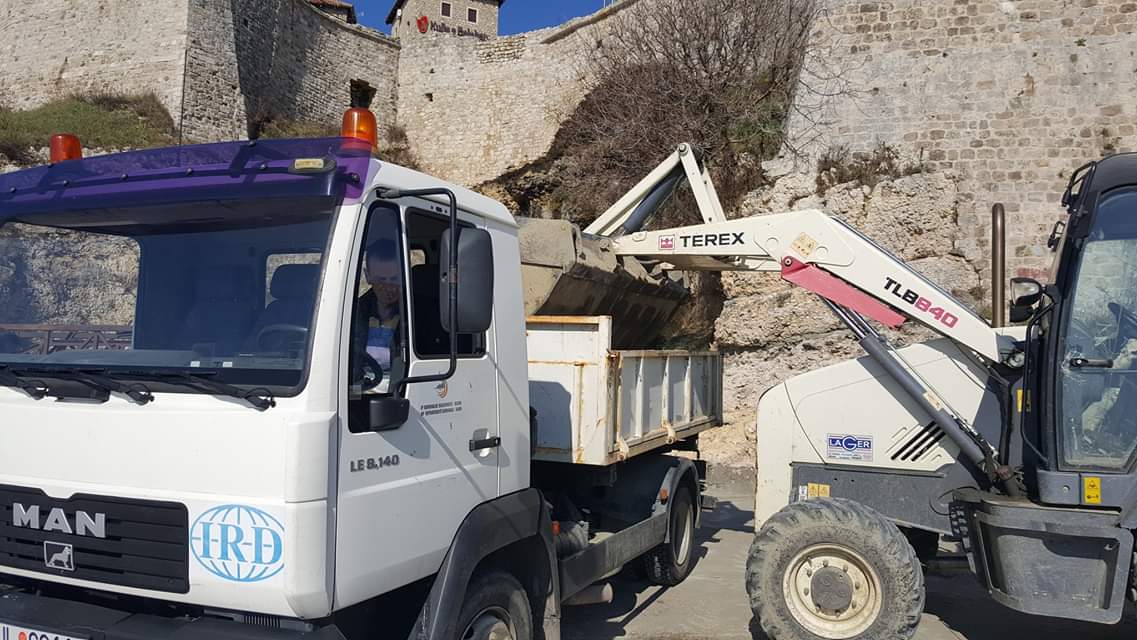 IMG-df48e3925224038c51a3ddc64360081f-V