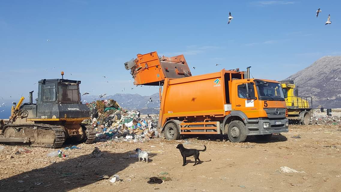 IMG-25fbae1784e3d6bd014f50fed3cd9fca-V-2