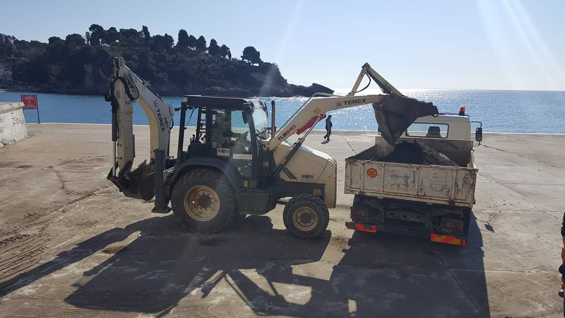 IMG-52fecd92f8c01d3aaf702fdfa3c14a20-V