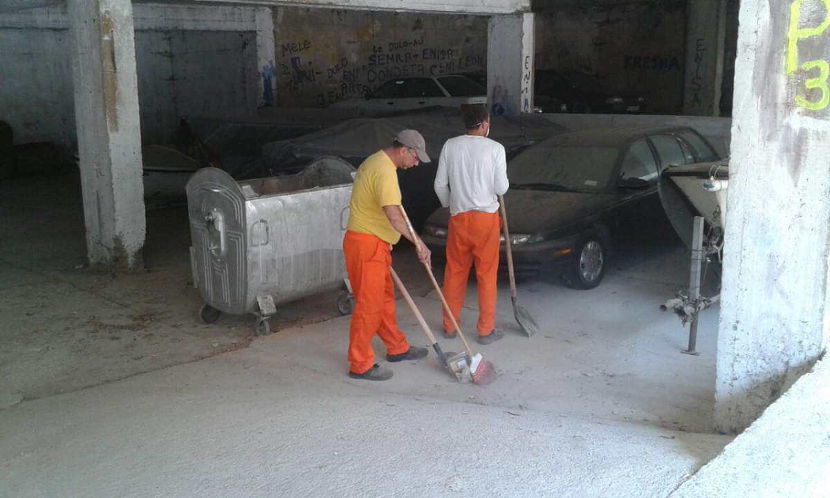 IMG-f2b53420e442ab0caad72ae572a783f2-V-2